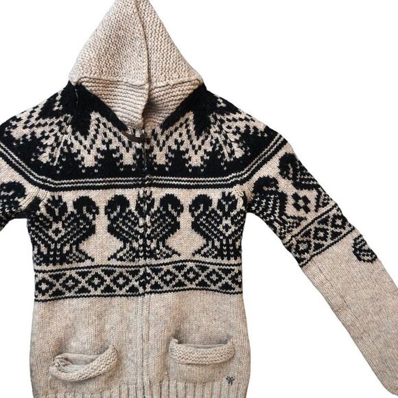 Aritzia TNA 100% Lambswool Cardigan Knit Sweater Medium - Picture 6 of 8